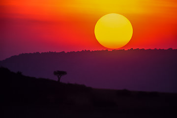 AF-LA-03         Sun Setting Behind The Mountains, Masai Mara National Reserve, Kenya